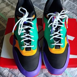 Nike Air Max 90 and Nike Game Changer Hoodie